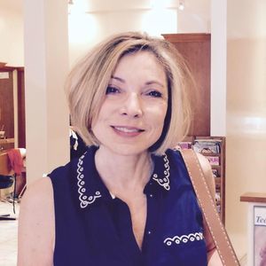 Meet your Posher, Laura